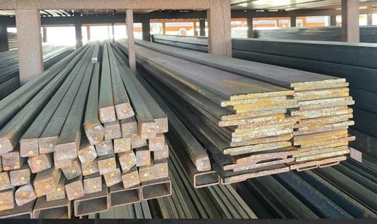 Наличники на металлические двери из стальной полосы