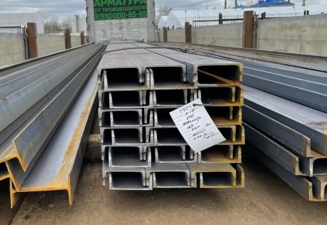Швеллер стальной с толщиной стенки 8.4 мм