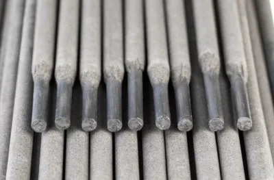 Электроды сварочные d=3,0 УЛЬТРА (2,5кг) купить в Москве