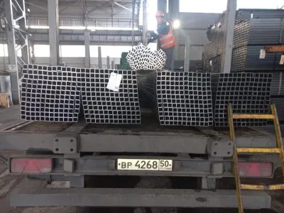 Труба профильная 60х40х1,5 мм купить в Москве
