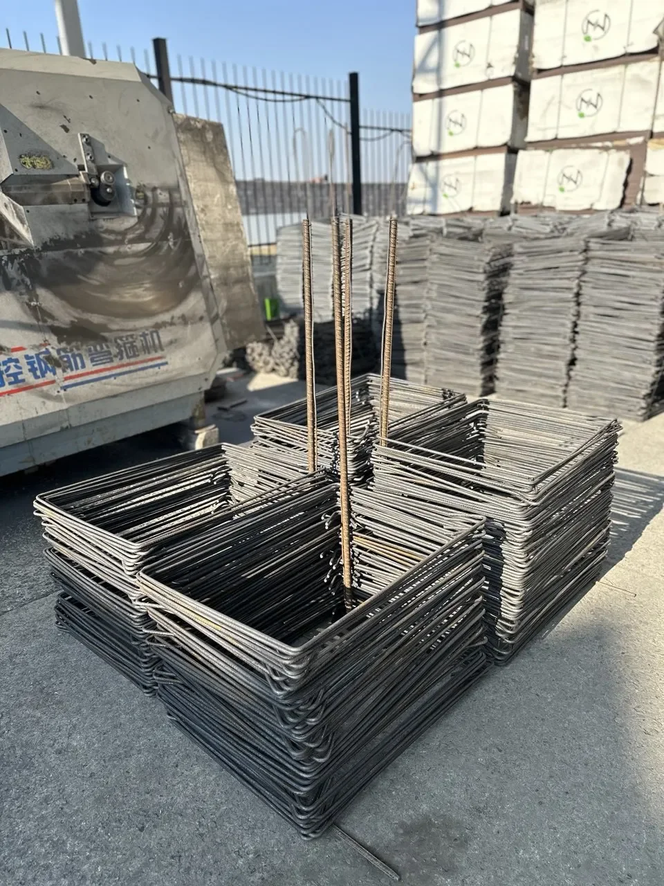 Фото